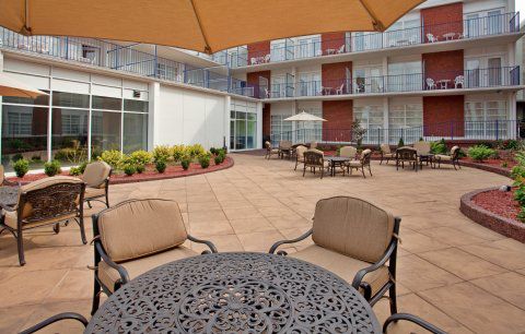 Holiday Inn Express St. Louis Central West End By Ihg Ресторант снимка